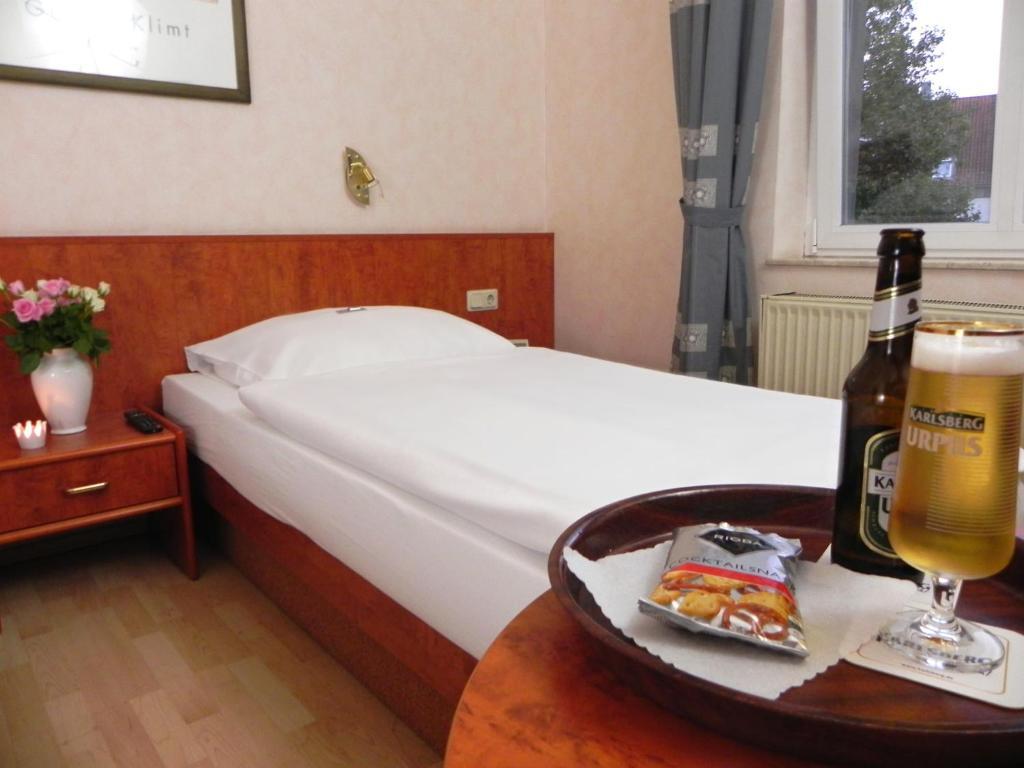 Bahnhof-Hotel Saarlouis Camera foto