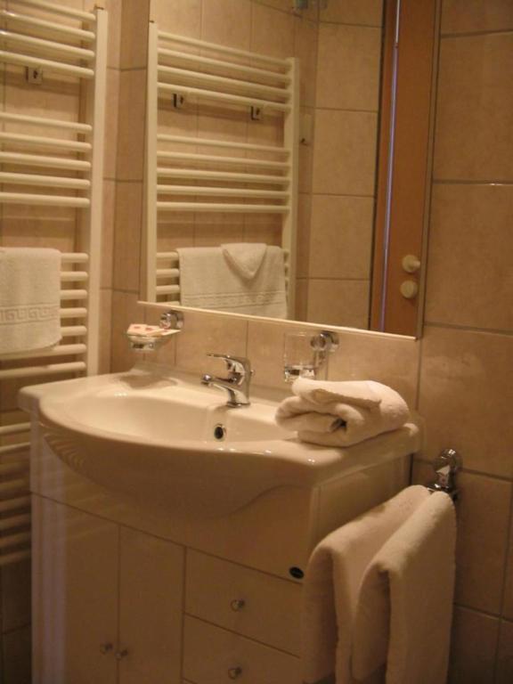 Bahnhof-Hotel Saarlouis Esterno foto